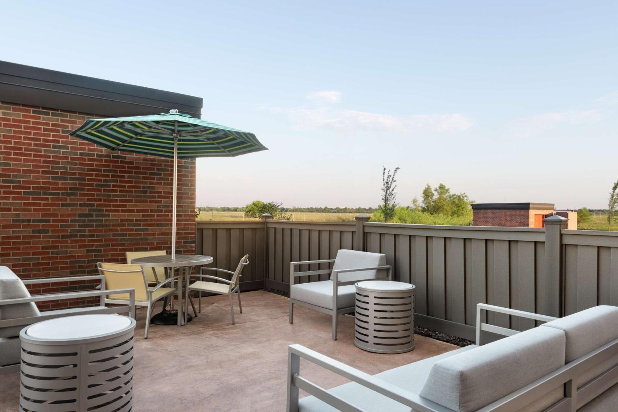 Hampton Inn & Suites Norman-Conference Center Area, Ok Exteriör bild